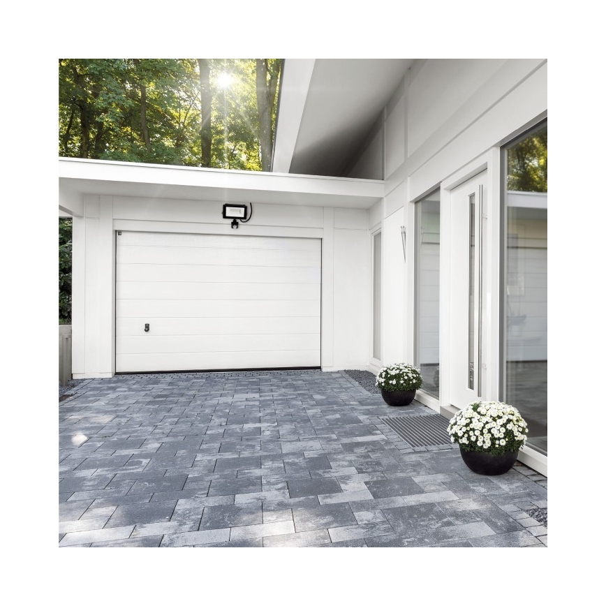 LED-valonheitin anturilla LED/30W/230V 6500K IP44