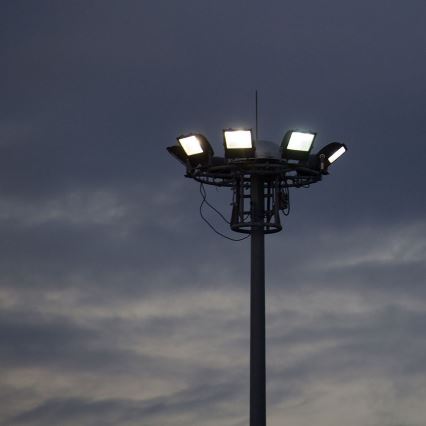 LED-valonheitin LED/30W/230V 6400K IP65 musta