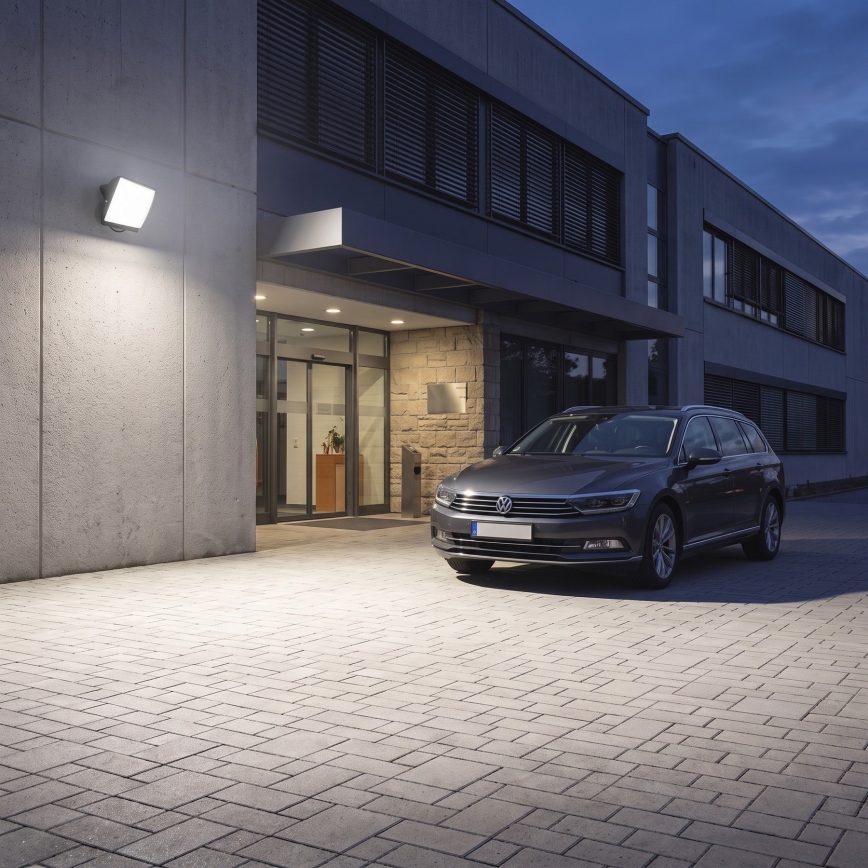 LED-valonheitin TAMBO EVO LED/100W/230V 4000K IP65 musta
