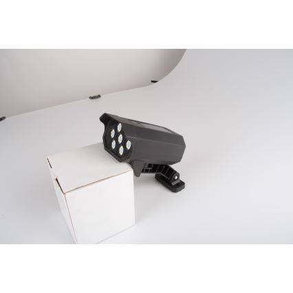 LED-valevalvontakamera anturilla ja aurinkopaneelilla LED/5W/5,5V 800 mAh IP65 + kaukosäädin