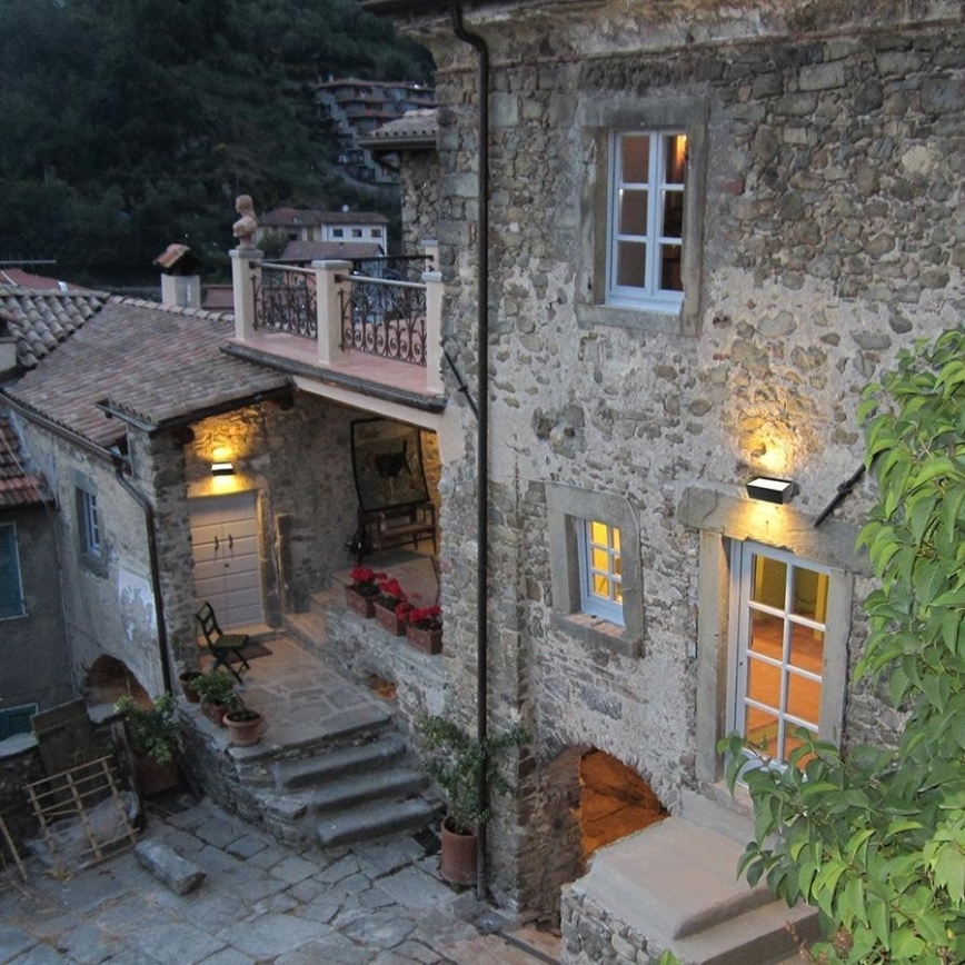 LED2 - LED-ulkoseinävalaisin KVADER LED/9W/230V IP54