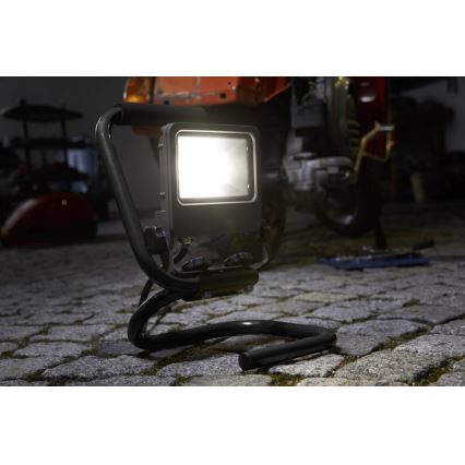 Ledvance - LED-valonheitin kahvalla S-STAND LED/50W/230V IP65