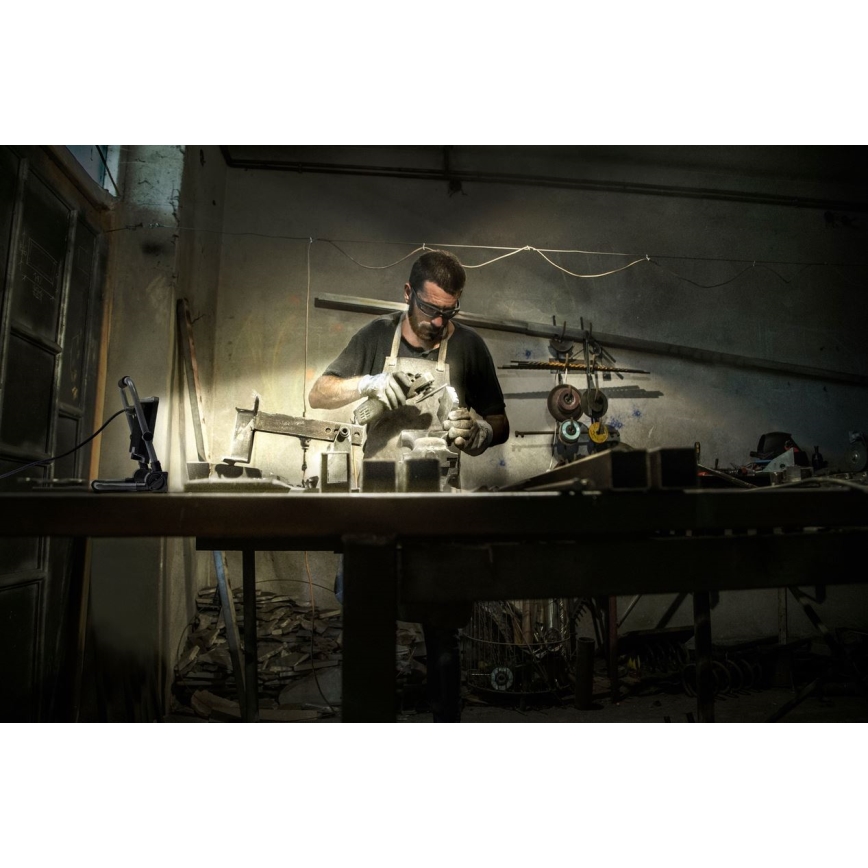 Ledvance - LED-ulkovalonheitin WORKLIGHT R-STAND LED/50W/230V 6500K IP65