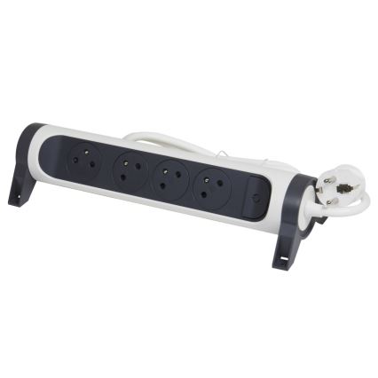 Legrand 049459 - Jatkojohto kytkimellä 4Z Tyyppi E 3m