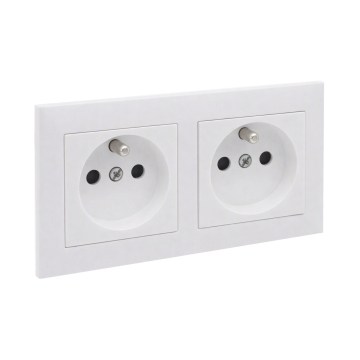 Legrand - Kaksoispistorasia kotikäyttöön SUNO 250V, valkoinen, kehys mukana