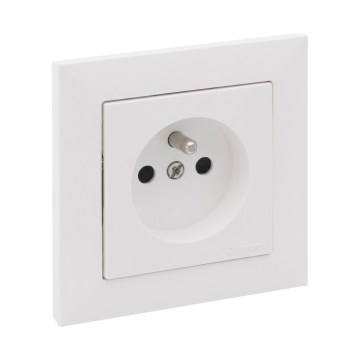 Legrand - Kehyksellinen kotitalouspistorasia SUNO 250V valkoinen