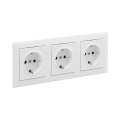 Legrand - Kolmois SCHUKO-pistorasia SUNO-kehyksellä 250V valkoinen