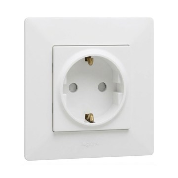 Legrand - SCHUKO-kotipistorasia NILOE STEP -kehys 250 V valkoinen