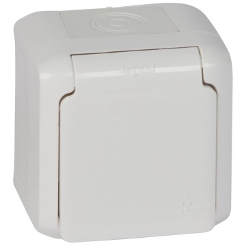 Legrand - Seinäasennettava ulkopistorasia FORIX 250V IP44 valkoinen