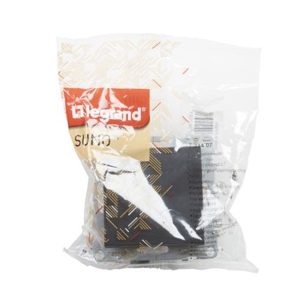 Legrand - Yksinapainen 1/0-kytkin kehyksetön SUNO musta