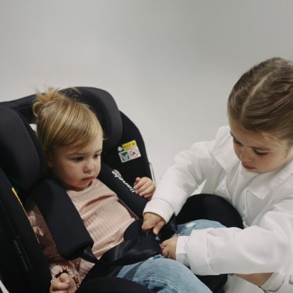 Lionelo - Kääntyvä turvaistuin jalustalla ANTOON PLUS i-Size 40-105 cm Musta Onyx