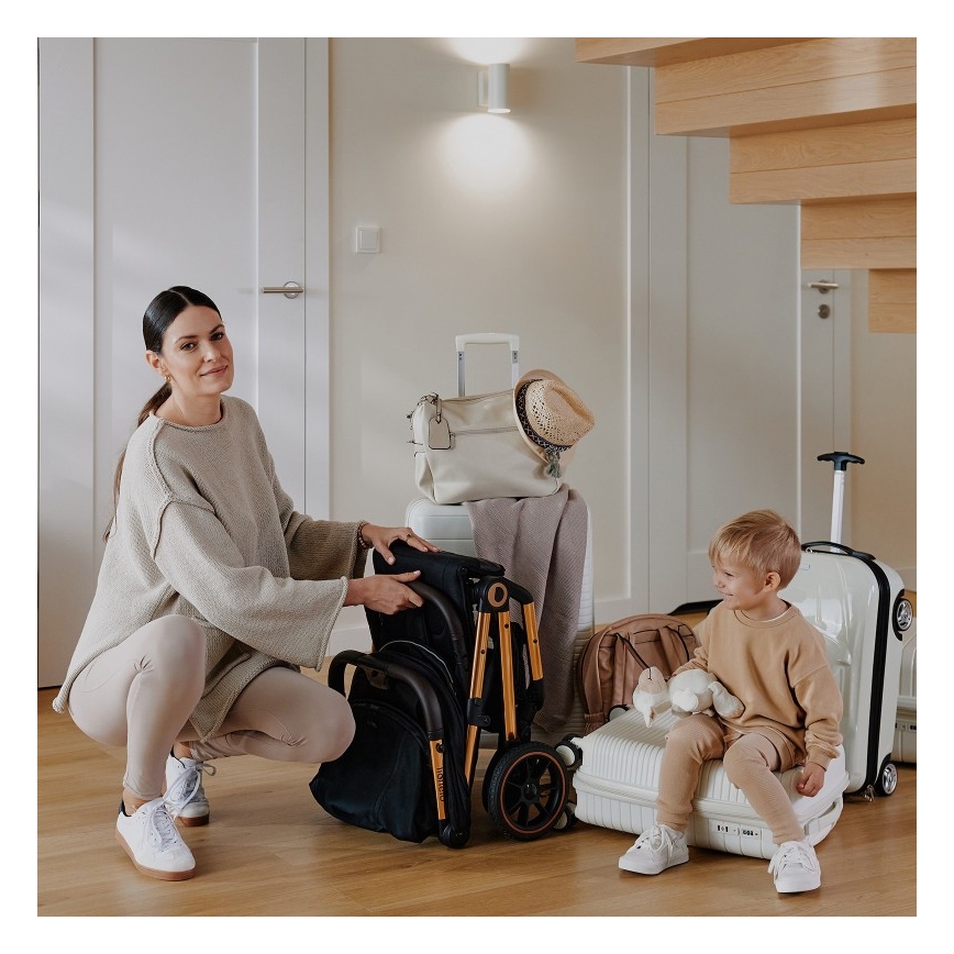 Lionelo - Lastenrattaat CLOE musta/kulta