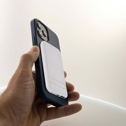 Magneettinen virtapankki langattomalla latauksella Power Delivery 10 000mAh/20W/3,7V valkoinen