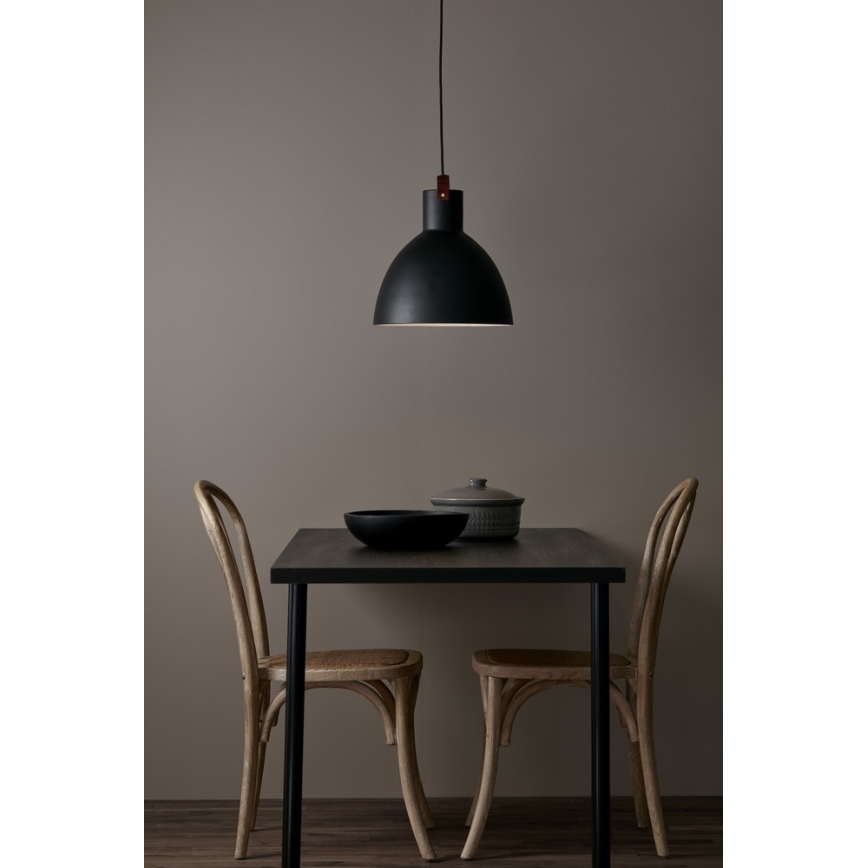 Markslöjd 106550 - Kattokruunu narulla EAGLE 1xE27/60W/230V