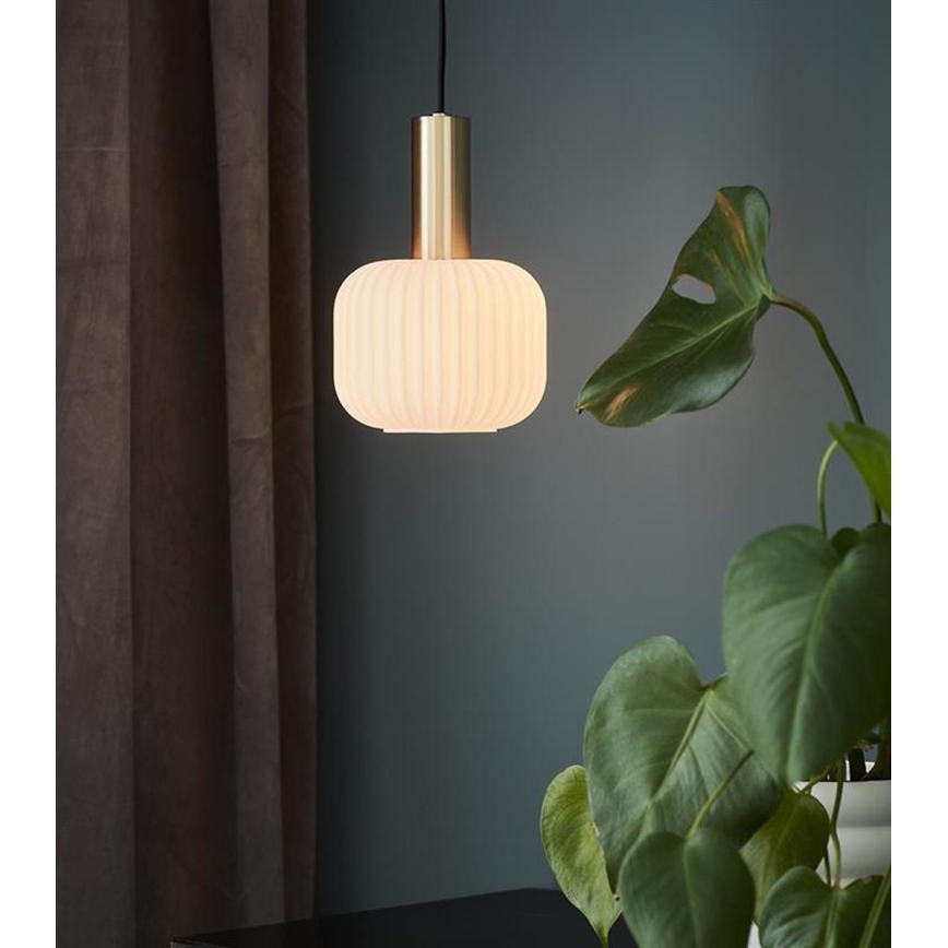 Markslöjd 108123 - Kattokruunu narulla SOBER 1xE14 / 40W / 230V messinki