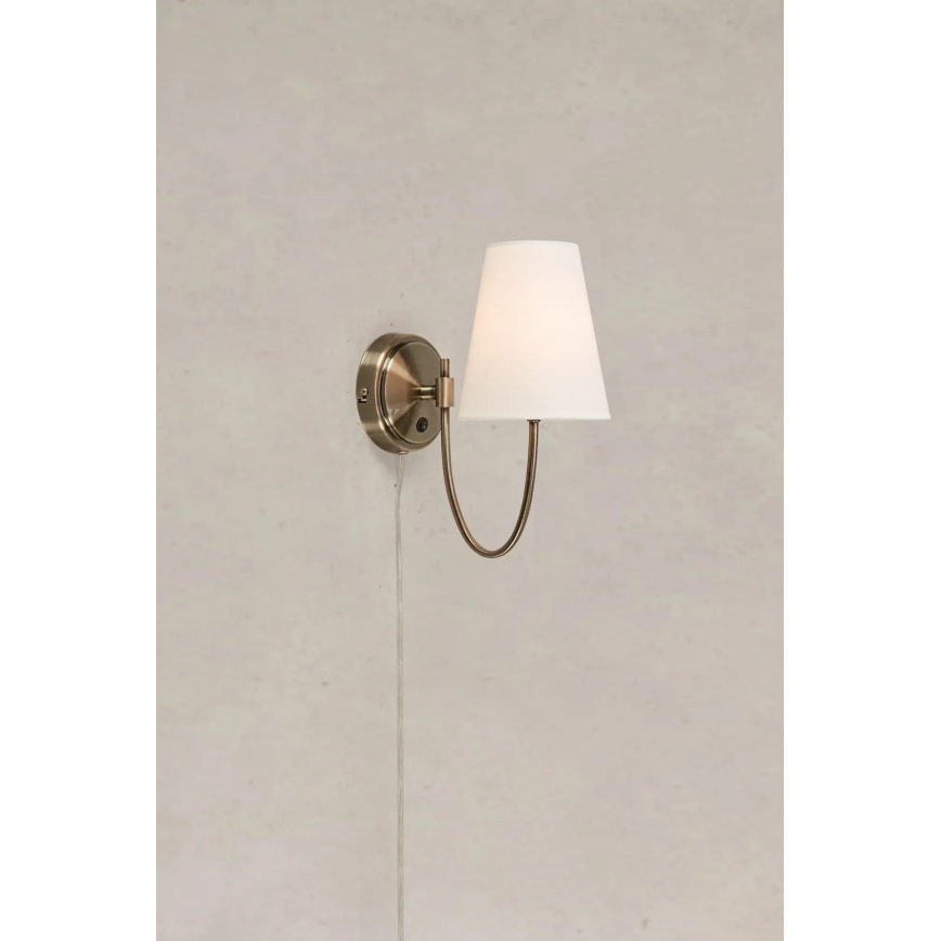 Markslöjd 108908 - Seinävalaisin AMAR 1xE14/40W/230V valkoinen/messinki
