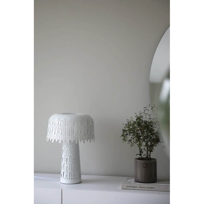 Markslöjd 109006 - Pöytävalaisin VERBERA 1xE14/40W/230V, valkoinen