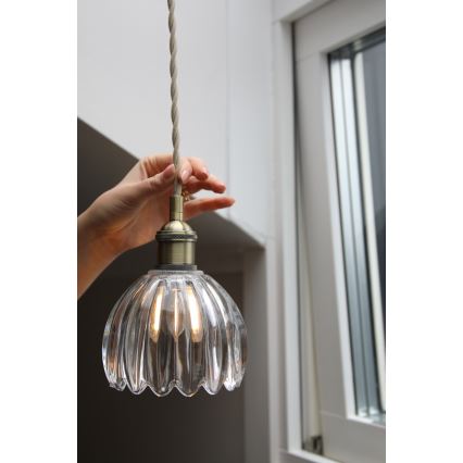 Markslöjd 109136 - Riippuvalaisin vaijerilla GOTA 1xE14/40W/230V halkaisija 13 cm messinki/kirkas