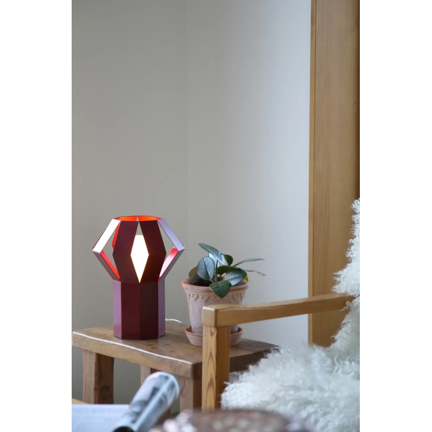 Markslöjd 109150 - Pöytälamppu OCTA 1xE27/60W/230V viininpunainen