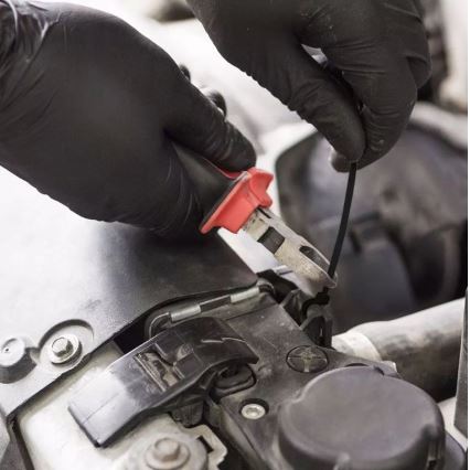 Muovinen taittohihna 2,5x150mm 100kpl musta