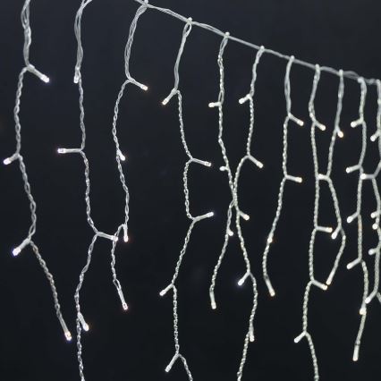 LED jouluverho 240xLED/11 toimintoa 8m IP65 Wi-Fi Tuya lämpimästä kylmään valkoiseen