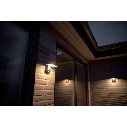 Nordlux - LED aurinkokäyttöinen seinävalaisin liiketunnistimella RICA LED/5W/3,7V IP44 2200 mAh kulmikas