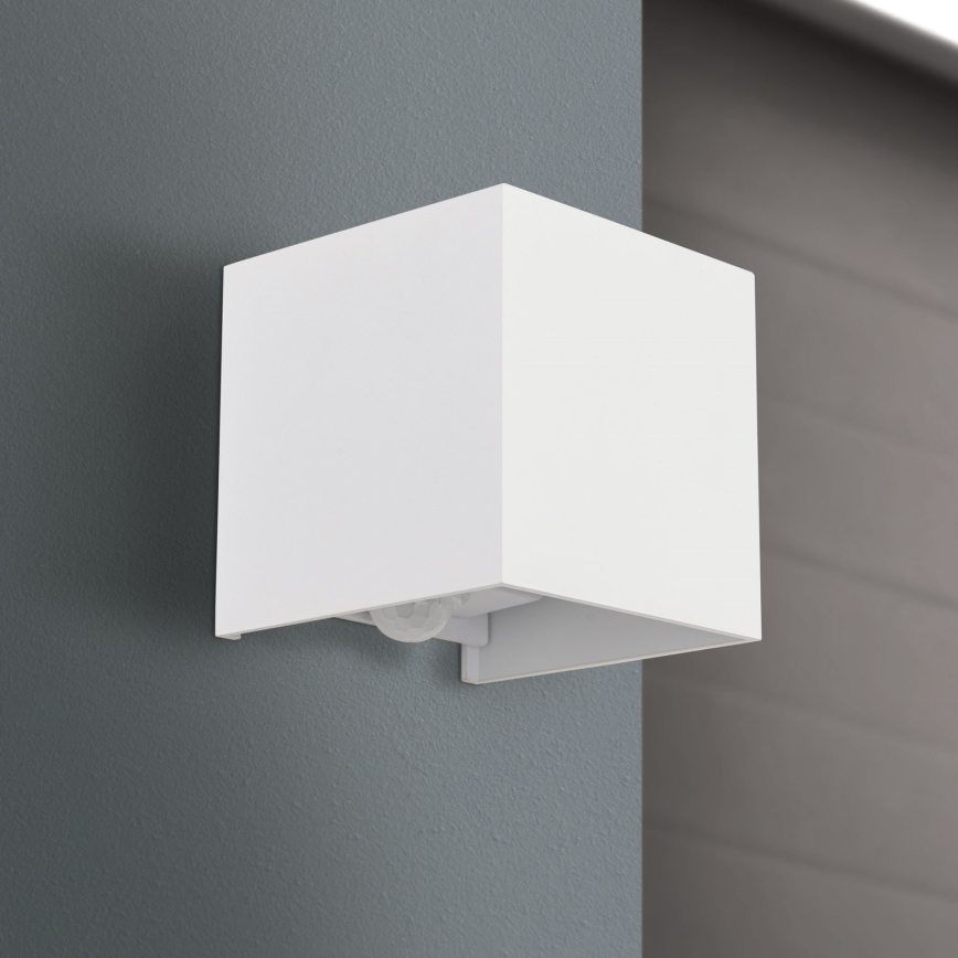 LED Ulkoseinävalaisin liiketunnistimella ja hämäräkytkimellä CUBE-S LED/13W/230V IP54 valkoinen