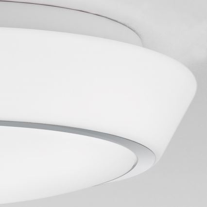 Kylpyhuoneen kattovalaisin TENA 3xE27/60W/230V Ø 38 cm IP44, valkoinen