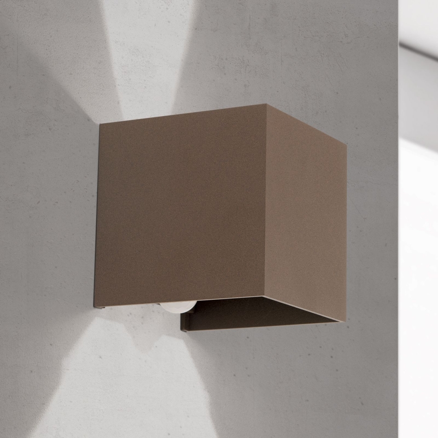 Ulkoseinävalaisin liiketunnistimella ja hämäräkytkimellä CUBE-S LED/13W/230V IP54 ruskea