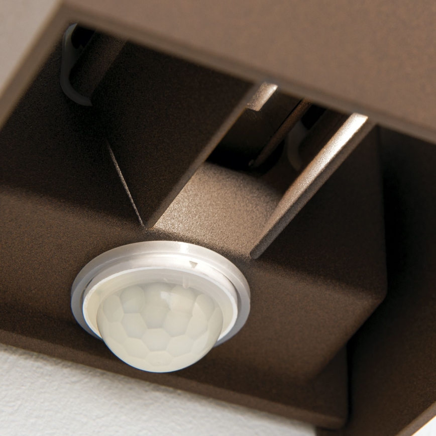 Ulkoseinävalaisin liiketunnistimella ja hämäräkytkimellä CUBE-S LED/13W/230V IP54 ruskea