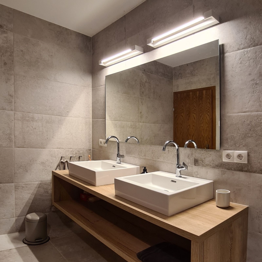 LED-peilivalon kylpyhuoneeseen MARILYN LED/18W/230V 60 cm IP44 valkoinen