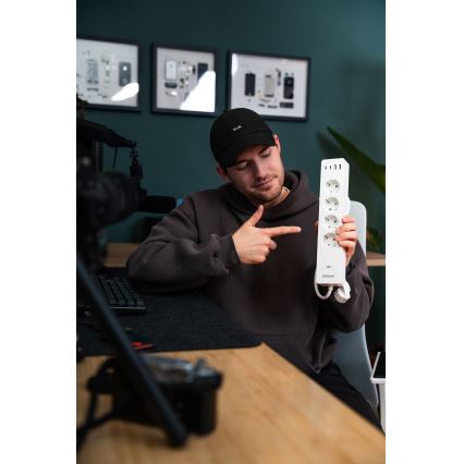 Osram - Jatkojohto SMART+ 4Z tyyppi F + 2xUSB-A + 2xUSB-C Wi-Fi
