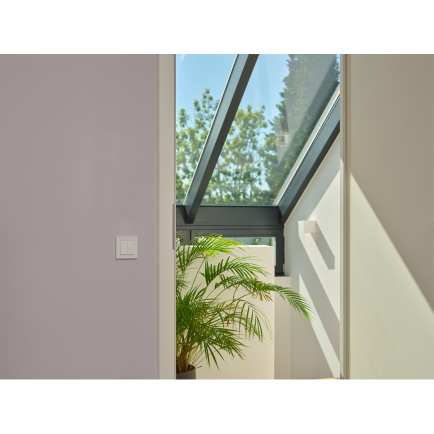 Osram - Langaton kaksipainikkeinen SMART+ 5V Wi-Fi-kytkin