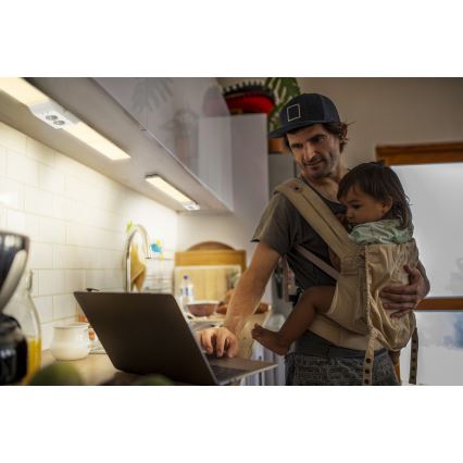 Osram - himmennettävä alakaappivalaisin pistorasioilla UNDERCABINET LED/10W/230V 3000K 54,8 cm valkoinen