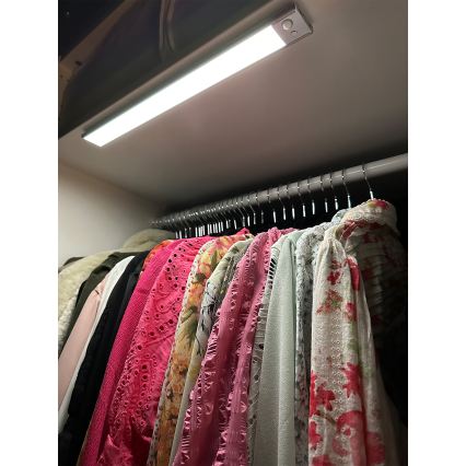 Osram - LED alakaappivalaisin liike- ja hämäräanturilla LINEAR LED/3,2W/3,7V 500 mAh 3000/4000/6500K 40 cm harmaa