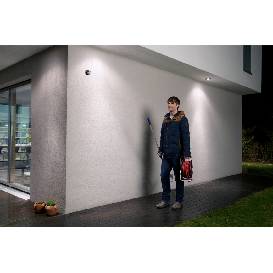 Osram - ulkokäyttöön tarkoitettu infrapuna-liiketunnistin 230 V, IP44, musta