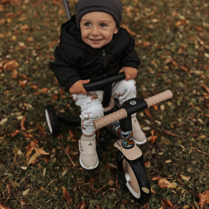 PETITE&MARS - Lasten 5-in-1 kolmipyörä TURBO LIMITED City Beat