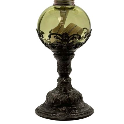 Petrolilamppu DRAHOMÍRA 50 cm metsänvihreä, tinaa koristeltu