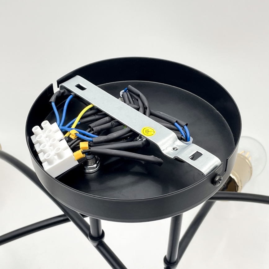 Pintakiinnitteinen kattokruunu ANYA 6xE27/15W/230V musta/kulta