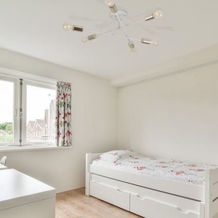 Pintakiinnitteinen kattokruunu CAMBRIDGE 6xE27/15W/230V messinki/valkoinen
