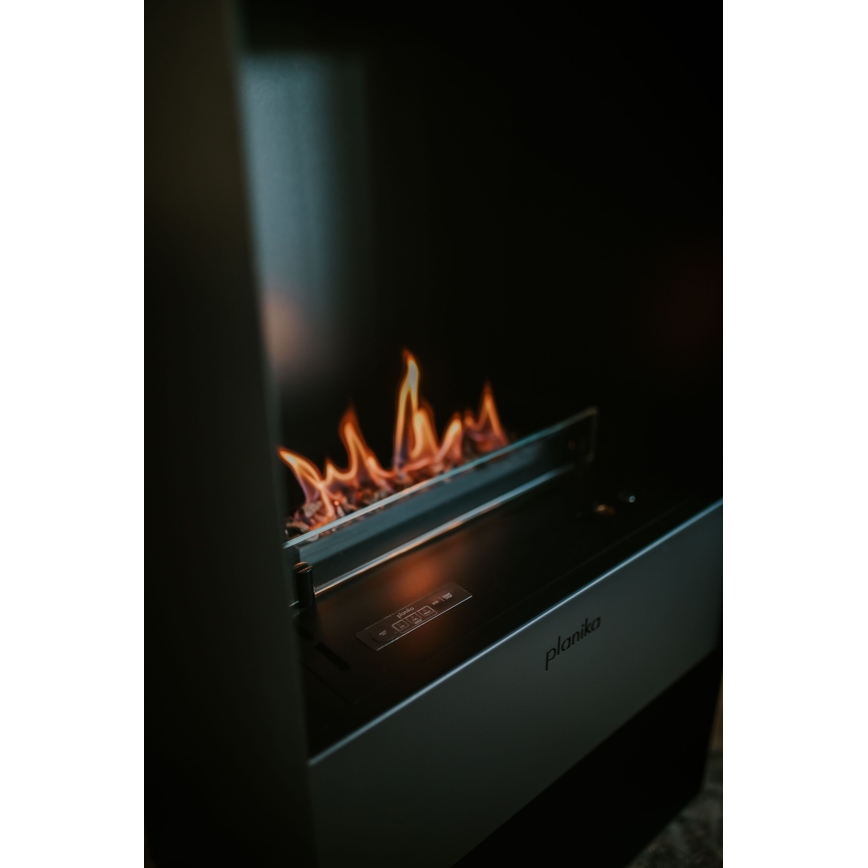 Planika - BIO-takka kaukosäätimellä 83,5x48 cm 2,5kW/230V musta