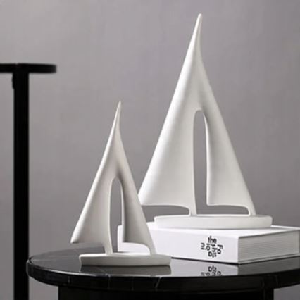 Pöytäkoriste 21 cm hartsi/valkoinen