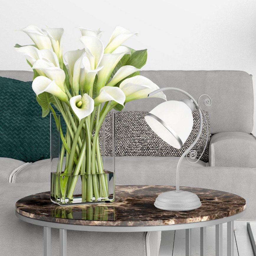 Pöytävalaisin RETRO II 1xE27/60W/230V hopea