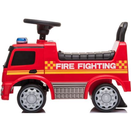 Push auto Mercedes Paloauto 2xAA punainen