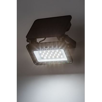 Rabalux - LED aurinkokennovalo liiketunnistimella LED/6W/3,7V 3000/4000/6500K IP65 2200 mAh
