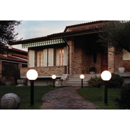 Redo 9769 - Ulkovalaisin SFERA 1xE27/28W/230V IP44