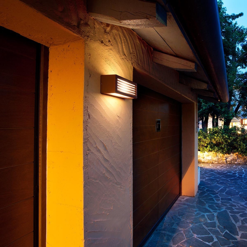 Redo 9899 - Ulkoseinävalaisin BRICK 1xE27/23W/230V IP54