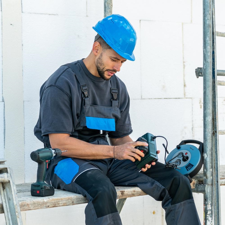 Retlux - Jatkojohto kelalla, 3 pistorasiaa, tyyppi E, 10 m, sininen/musta