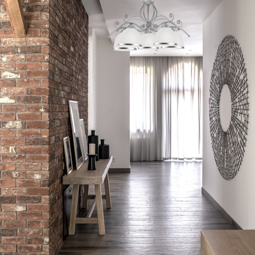 RETRO II -riippuvalaisin ketjulla 5xE27/60W/230V, hopeanvärinen