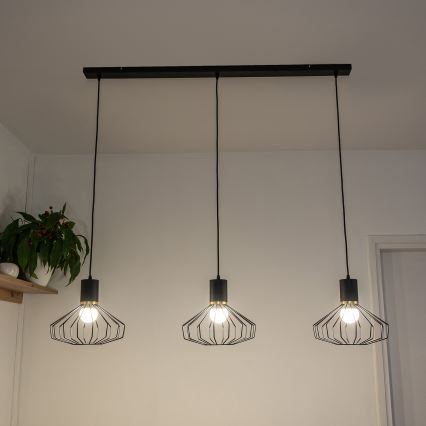 Riippuvalaisin kaapelilla SOLANO 3xE27/15W/230V musta/kulta
